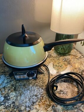 Vintage 70’s iconic Oster Yellow Electric Fondue Pot in great working condition!